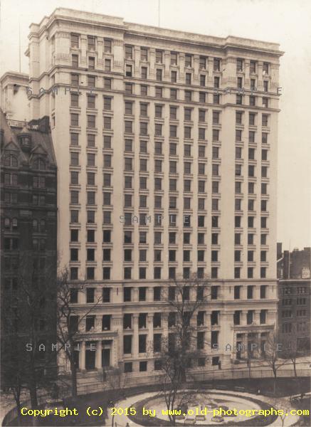 Bowling Green Building